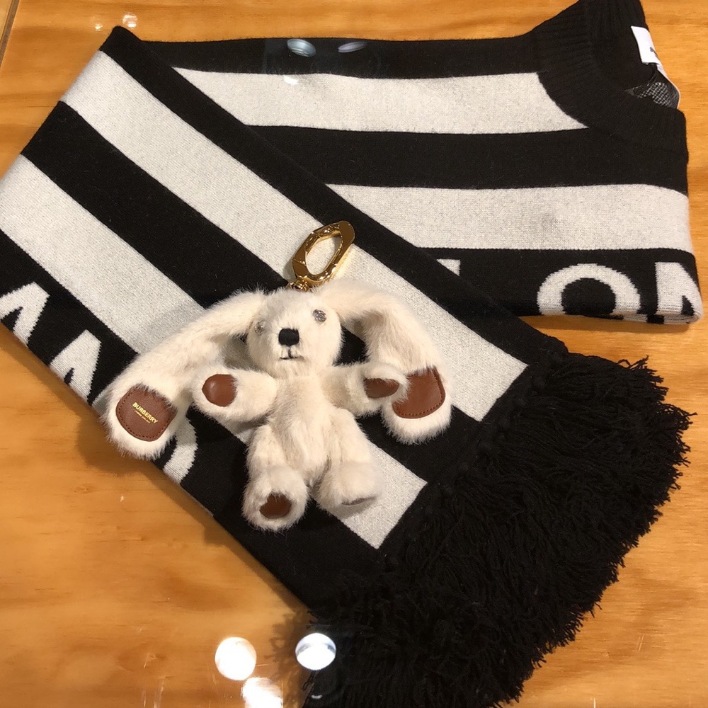 Burberry bunny charm